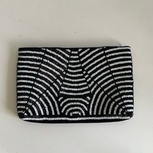 Zara | Black & White Beaded Clutch